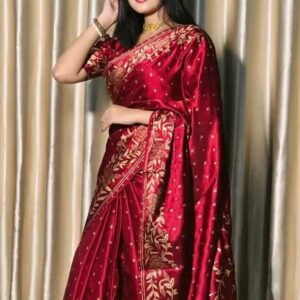 Japanese Silk Saree with Blouse Piece – Elegant Traditional Attire