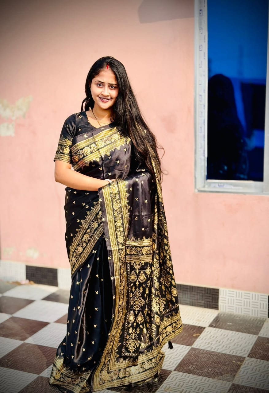 Japanese Silk Saree with Blouse Piece - Elegant Traditional Attire % Japanese Silk Saree with Blouse Piece - Elegant Traditional Attire