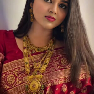 Japanese Silk Saree with Matching Blouse Piece - Elegant Traditional Attire