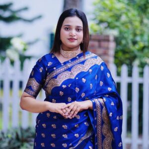 Japanese Silk Skin Print Saree with Blouse Piece - Elegant & Stylish