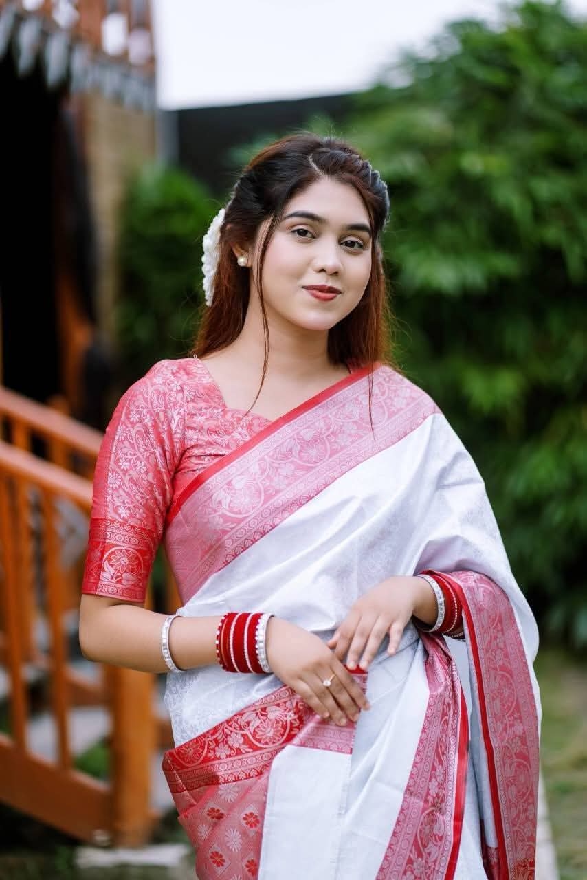 Katan Silk Kanjivaram Saree with Blouse Piece - Elegant Traditional Wear % Katan Silk Kanjivaram Saree with Blouse Piece - Elegant Traditional Wear