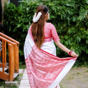 Katan Silk Kanjivaram Saree with Blouse Piece - Elegant Traditional Wear