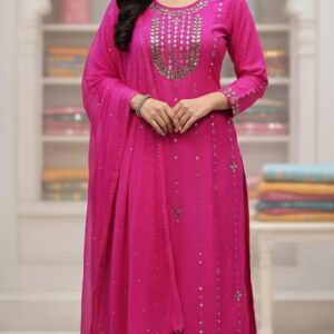 Katchupi Elegant Three-Piece Set - Chic and Stylish Ensemble