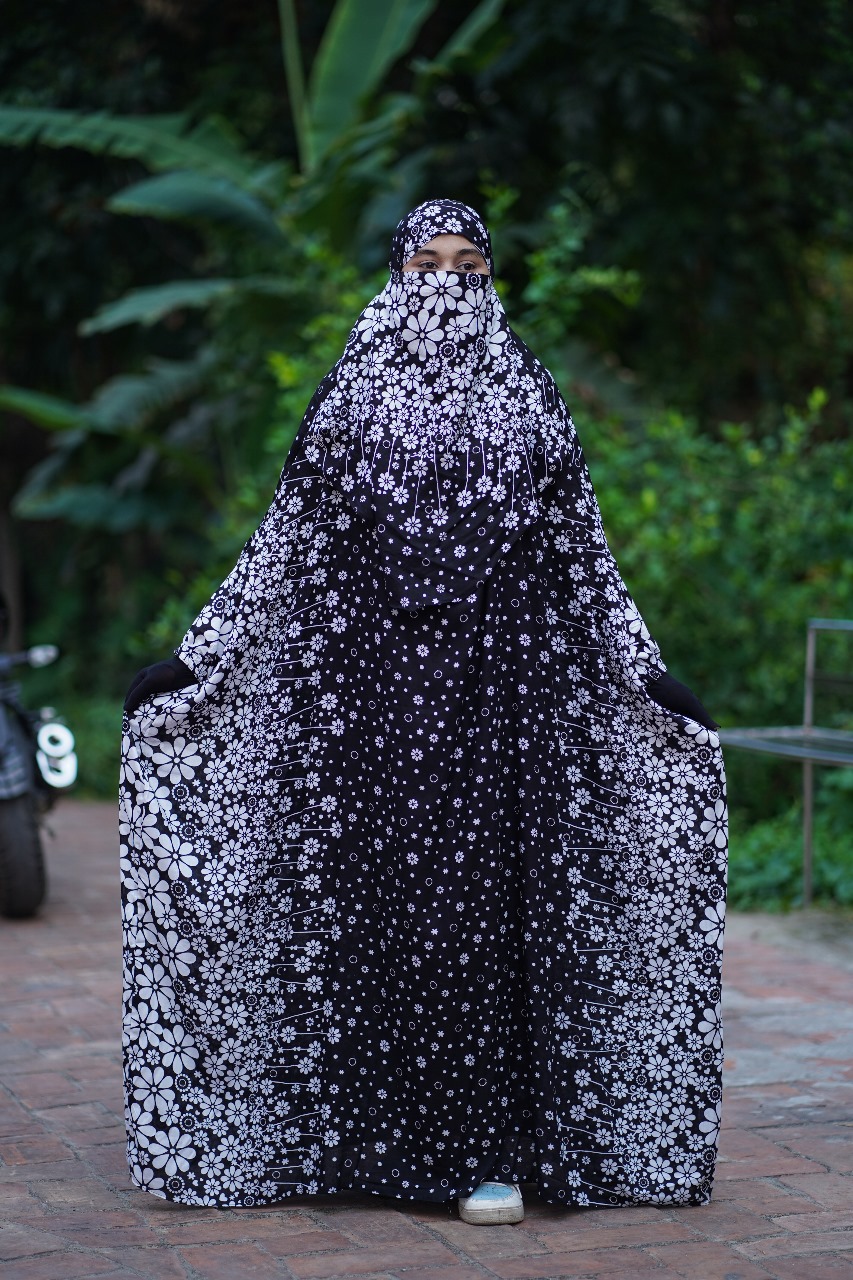 Luxe Soft Linen Jilbab for Effortless Elegance and Comfort % Luxe Soft Linen Jilbab for Effortless Elegance and Comfort