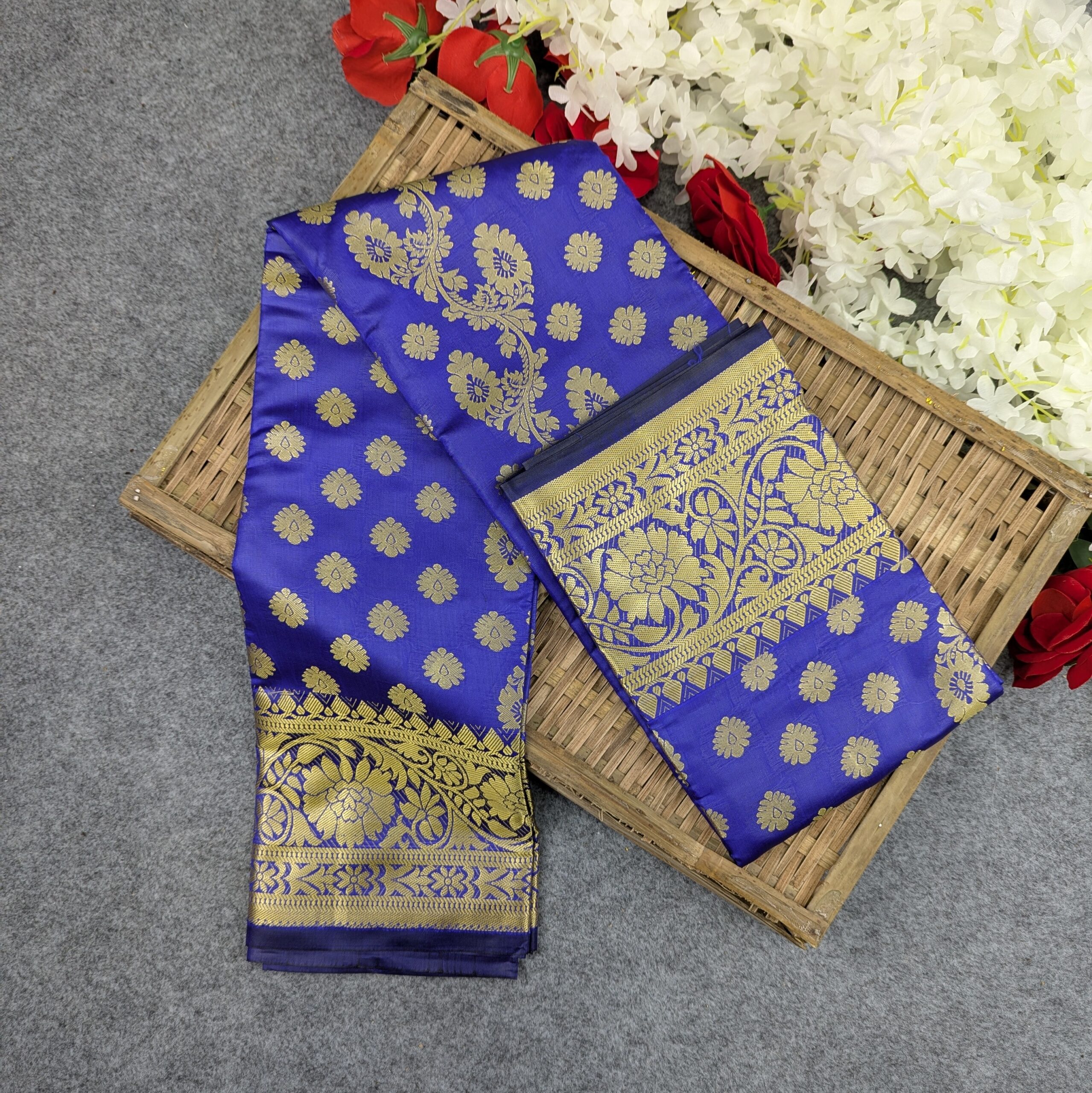 Luxurious Blue Silk Katan Saree Combo Set for Elegant Occasions % Luxurious Blue Silk Katan Saree Combo Set for Elegant Occasions