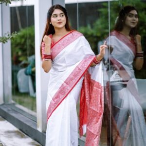 Luxurious Kanjivaram Katan Saree with Matching Blouse – Elegant Indian Ethnic Wear