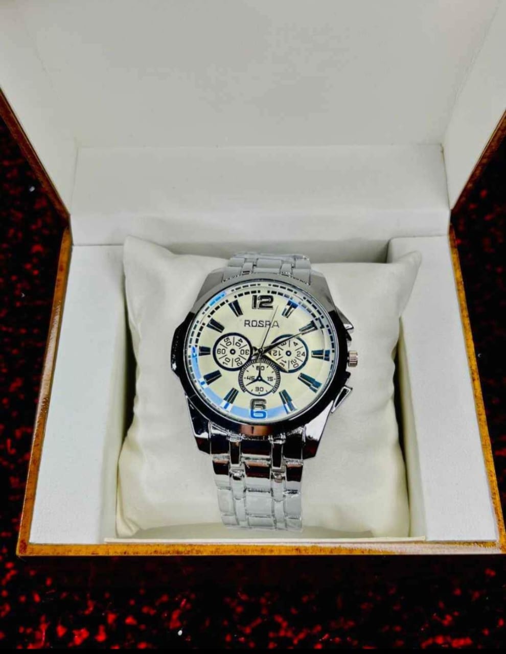 Men's Stainless Steel Fashion Watch – Stylish Timepiece for Every Occasion % Men's Stainless Steel Fashion Watch – Stylish Timepiece for Every Occasion