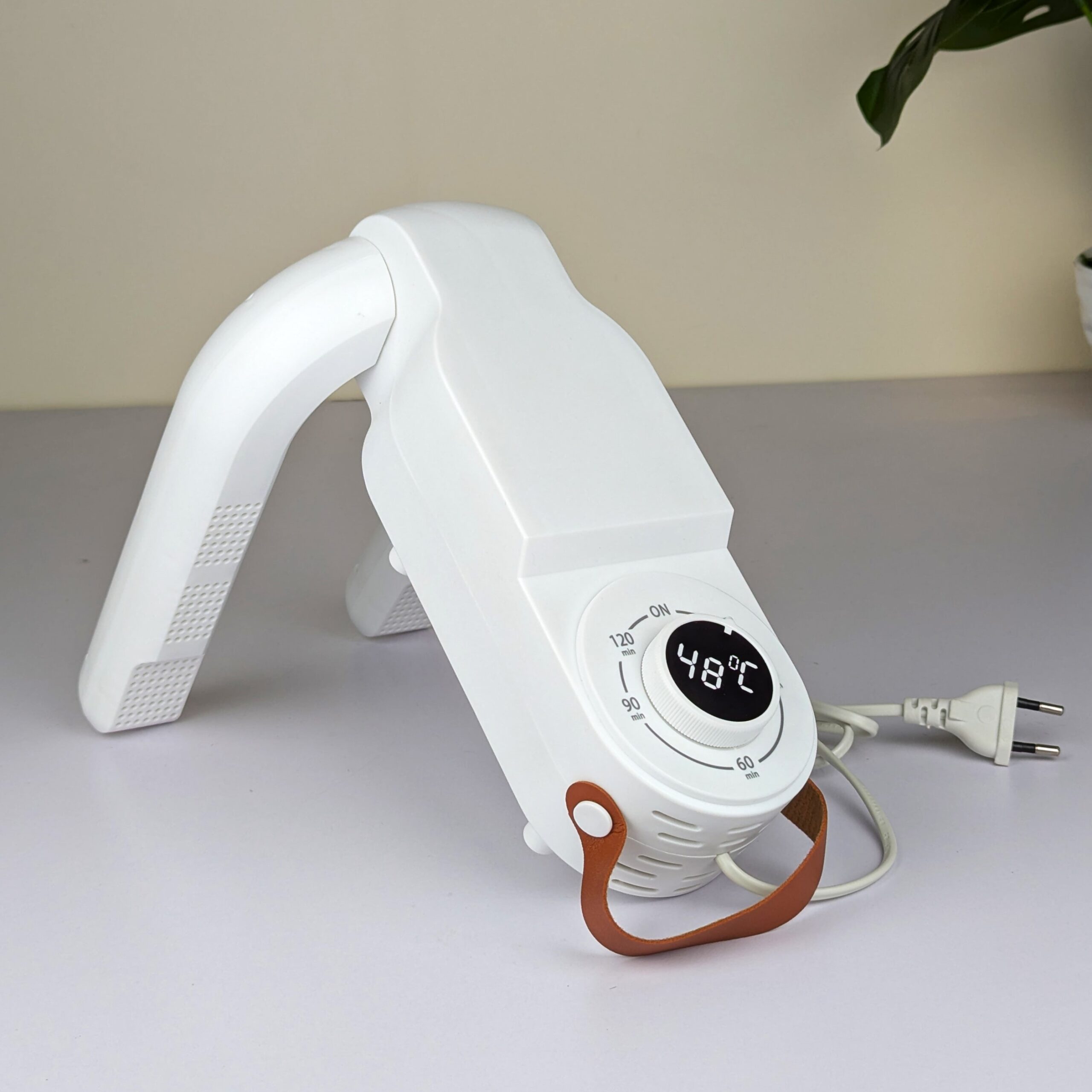 Portable 220V Electric Shoe Dryer - Compact & Foldable Design for Quick Drying % Portable 220V Electric Shoe Dryer - Compact & Foldable Design for Quick Drying