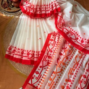 Silk Blend Screen Print Saree with Matching Blouse Piece - Elegant Design