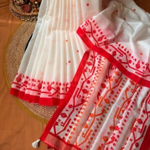 Silk Blend Screen Print Saree with Matching Blouse Piece for Elegance