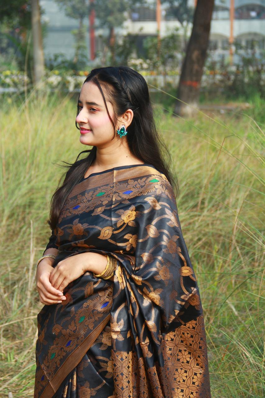 Silk Katan Saree - Elegant Handwoven Traditional Indian Ethnic Wear % Silk Katan Saree - Elegant Handwoven Traditional Indian Ethnic Wear