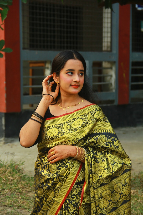 Silk Katan Saree - Luxurious Handwoven Ethnic Wear for Elegant Occasions % Silk Katan Saree - Luxurious Handwoven Ethnic Wear for Elegant Occasions