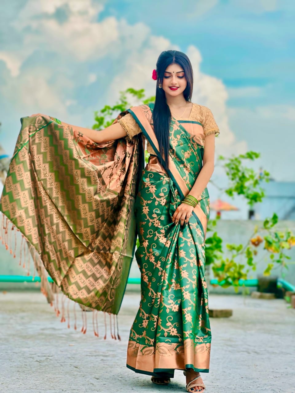 Silk Katan Saree - Luxurious Soft Fabric for Elegant Occasions % Silk Katan Saree - Luxurious Soft Fabric for Elegant Occasions