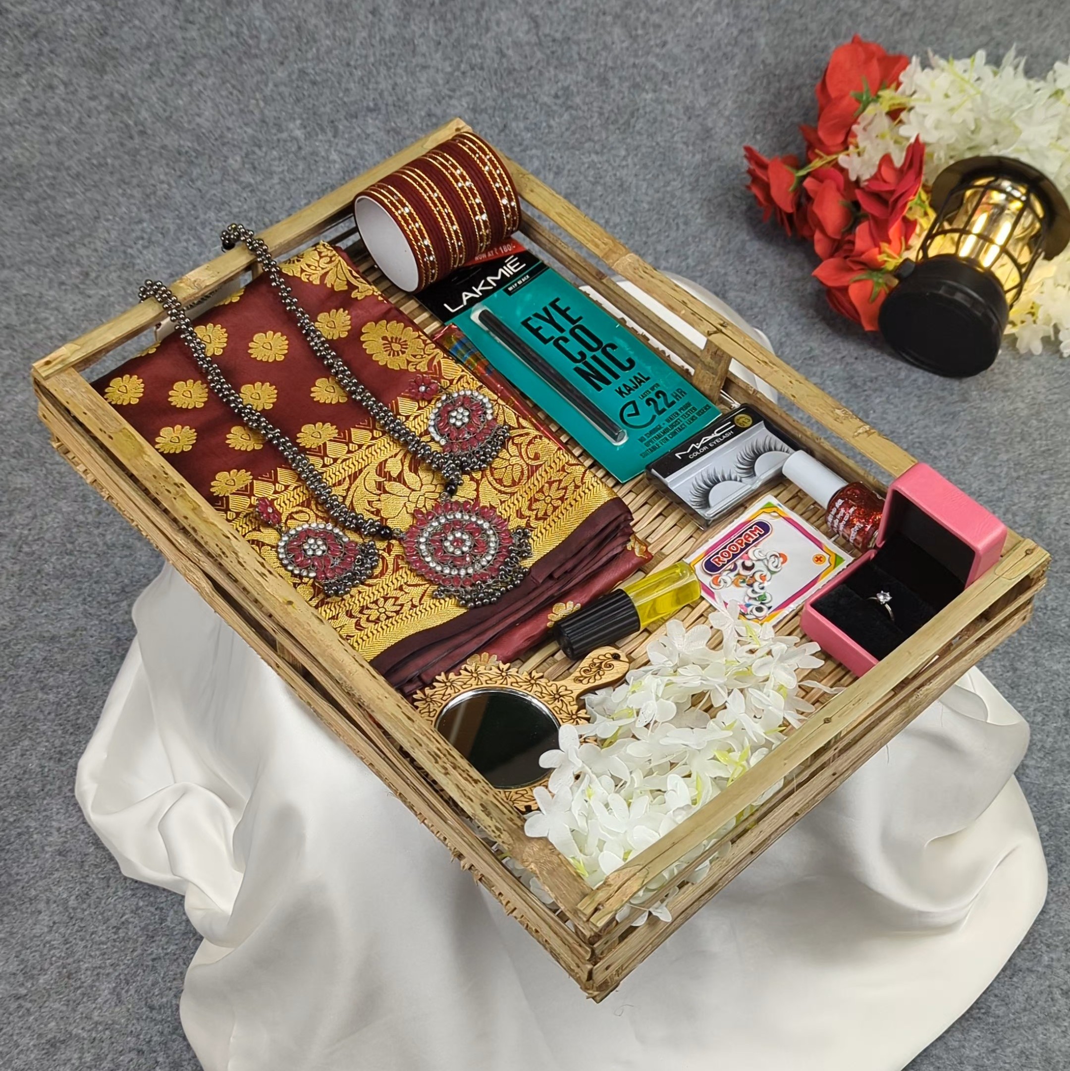 Silk Katan Saree Set in Maroon - Luxurious Premium Combo for Elegance % Silk Katan Saree Set in Maroon - Luxurious Premium Combo for Elegance