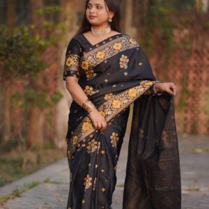 Silk Saree with Blouse Piece - Elegant Japanese Style for Special Occasions