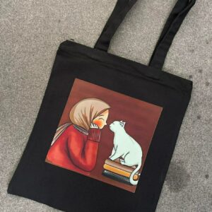 Stylish Canvas Tote Bag for Everyday Use - Versatile and Durable Design