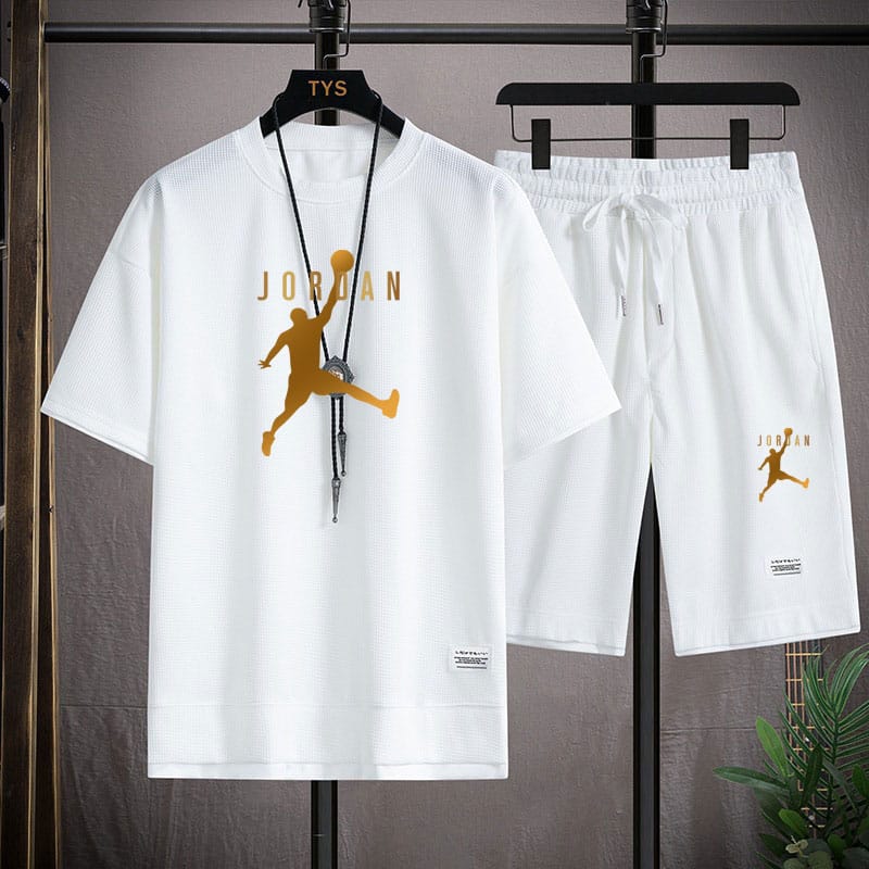 Stylish Mash T-Shirt and Shorts Set for Ultimate Comfort and Casual Wear % Stylish Mash T-Shirt and Shorts Set for Ultimate Comfort and Casual Wear