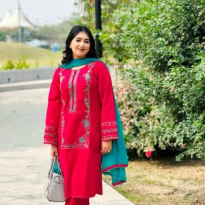 Stylish Ready-Made Three-Piece Outfit for Effortless Elegance