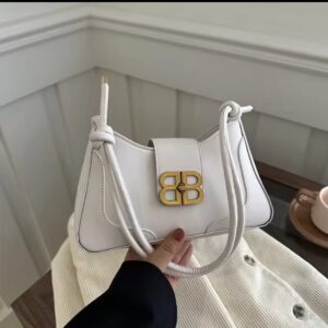Stylish Women's Shoulder Bag - Elegant Design for Everyday Use