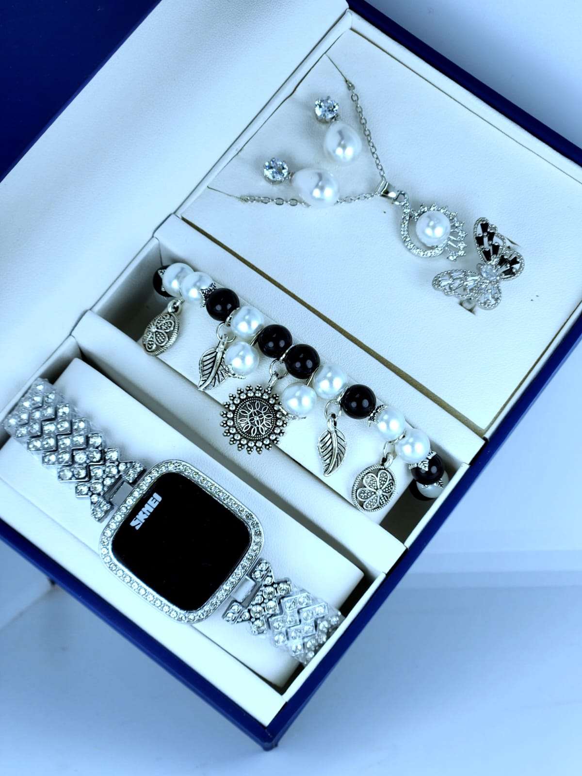Stylish Women's Watch Set – Elegant Timepieces for Every Occasion % Stylish Women's Watch Set – Elegant Timepieces for Every Occasion
