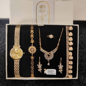 Stylish Women's Watch Set - Elegant Timepieces for Every Occasion