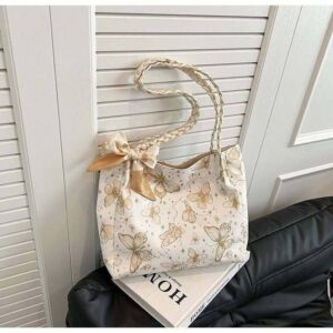 Trendy Women's Handbag - Chic Design for Every Occasion