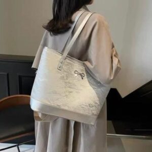 Trendy Women's Handbag - Chic Design for Everyday Elegance