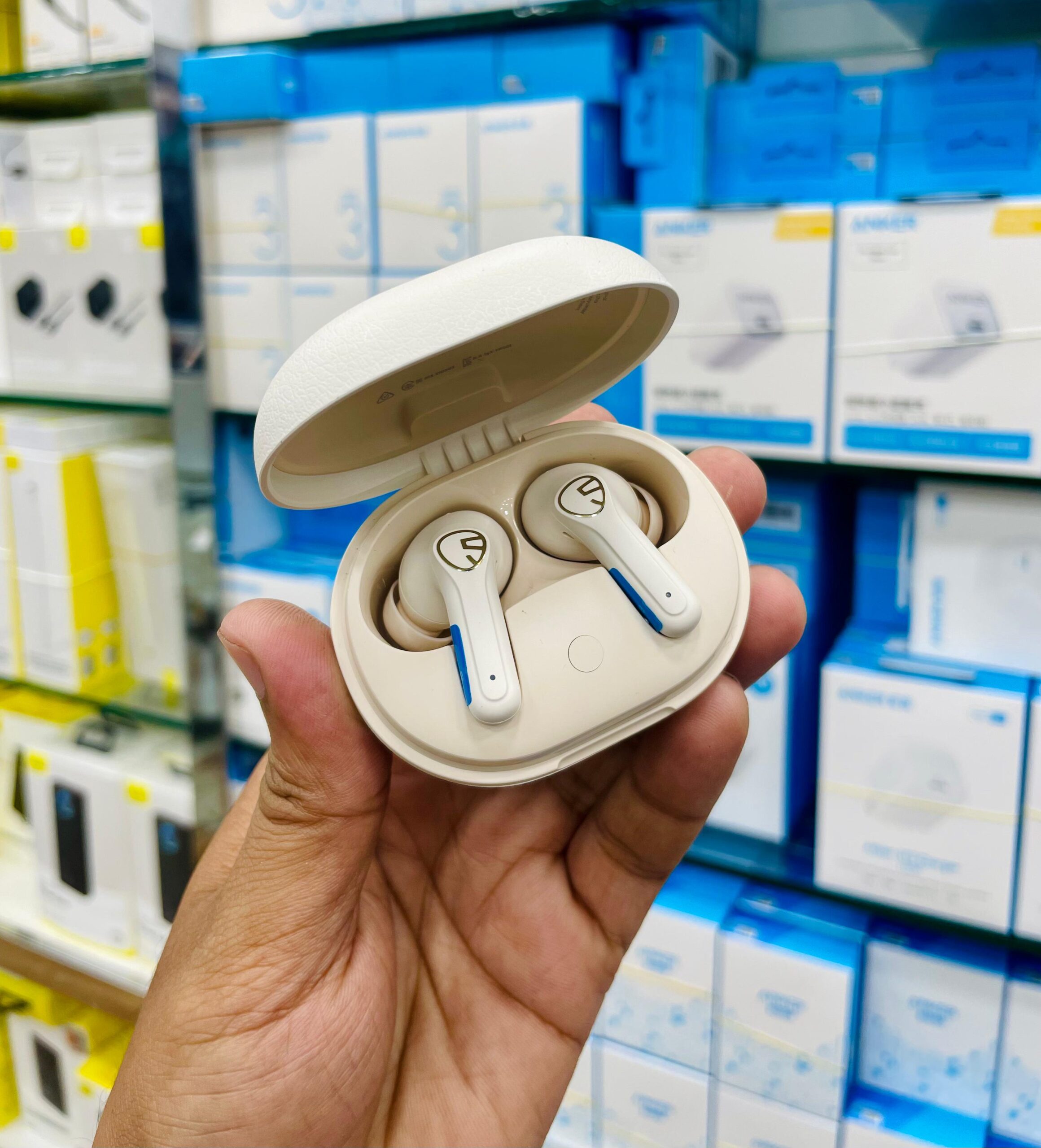 True Wireless Earbuds with Active Noise Cancelling - Soundpeats T3 Pro % True Wireless Earbuds with Active Noise Cancelling - Soundpeats T3 Pro