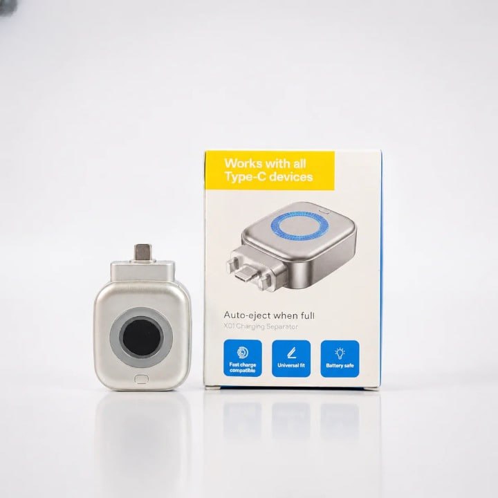 Type-C Charging Protector with Auto Power Cut-Off – X-01 Full Charge Separator % Type-C Charging Protector with Auto Power Cut-Off – X-01 Full Charge Separator