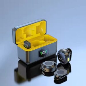 Type-C Wireless Clip-On Microphone for Seamless Audio Capture