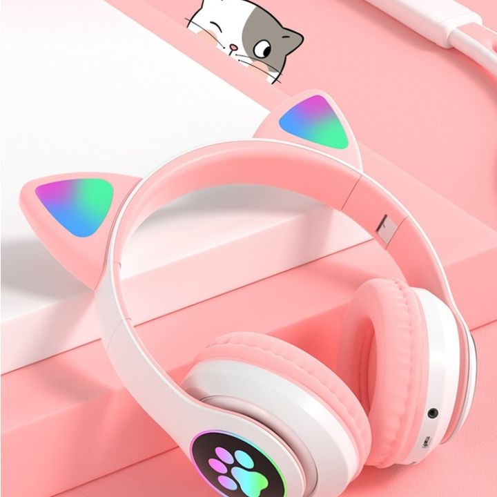 Wireless Cat Ear Headphones with Microphone - Stylish LED Design % Wireless Cat Ear Headphones with Microphone - Stylish LED Design
